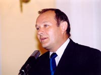 SK2002_4
