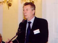 SK2002_6