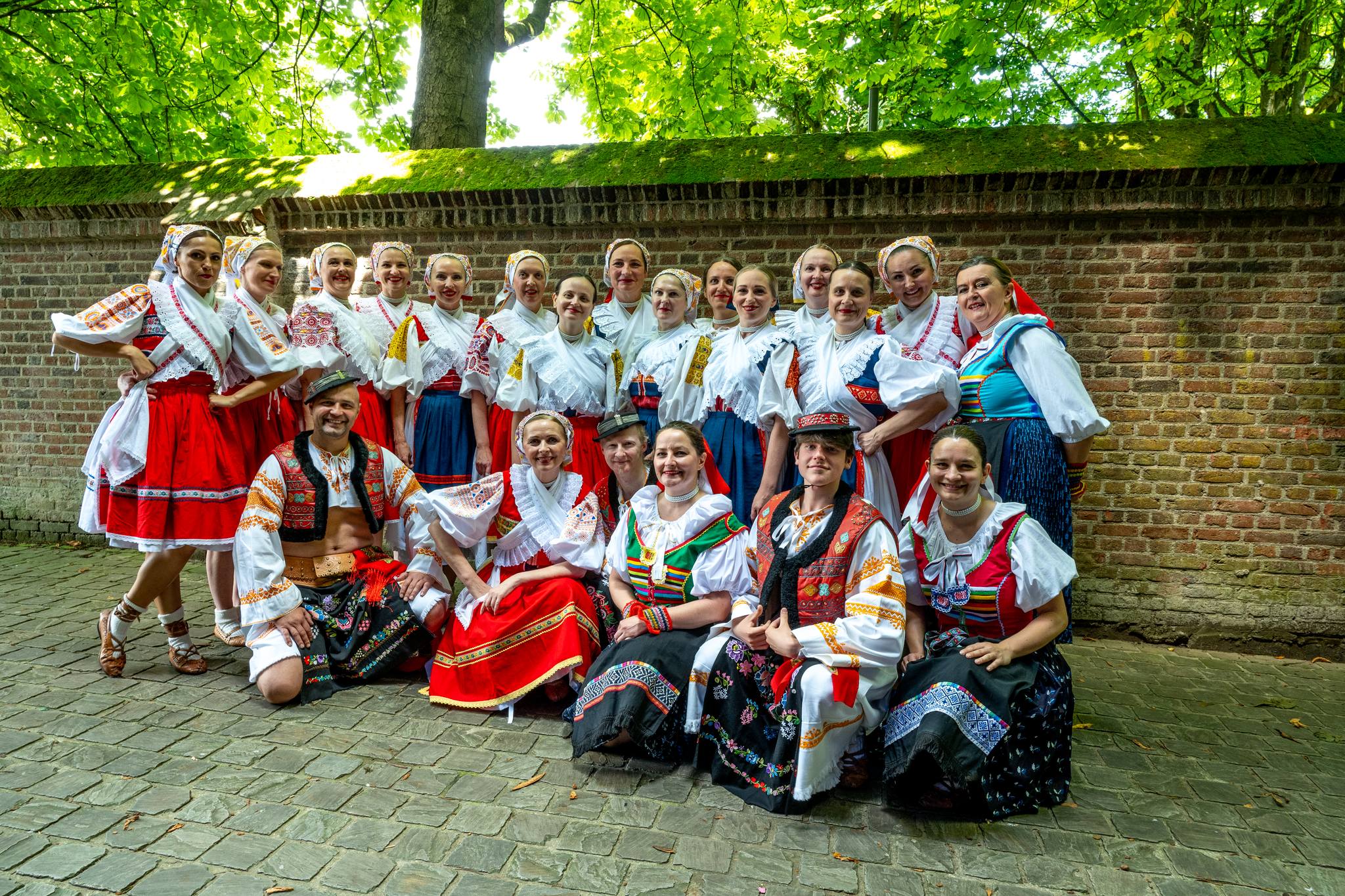 Folklórny súbor AkoDoma reprezentuje slovenské tradície v Belgicku