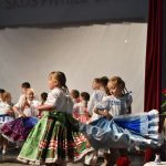 Účastníci v krojoch