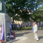 Predsedníčka kladie veniec