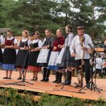 účastníci dvora, exteriér