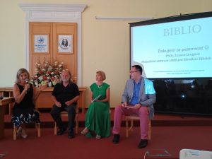 účastníci panelovej diskusie