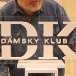 účastníci podujatia a lektori počas workshopov, interiér, technika