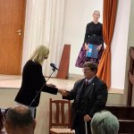 účastníci podujatia, interiér