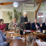 zasadnutie, interiér, účastníci