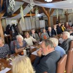 zasadnutie, interiér, účastníci