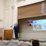popredseda, prihovor na pódiu