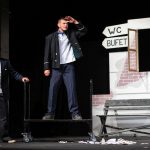 predstavenie, herci na pódiu