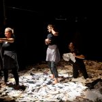 predstavenie, herci na pódiu