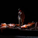 predstavenie, herci na pódiu