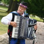 účastníci, exteriér, park