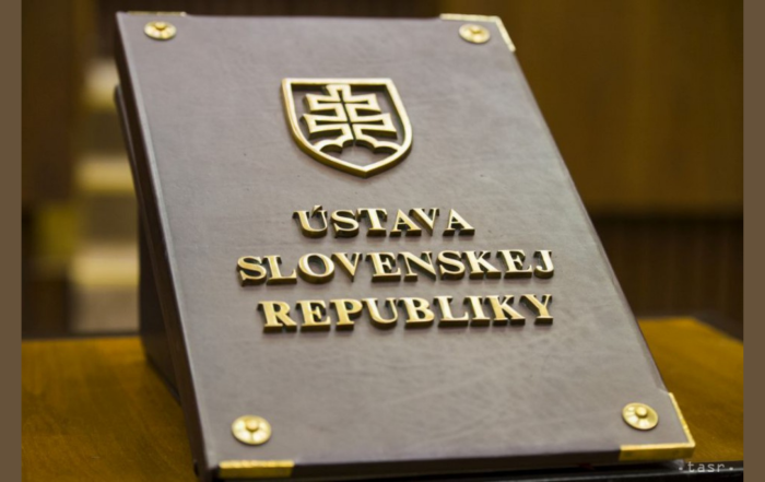Ústava v doskach